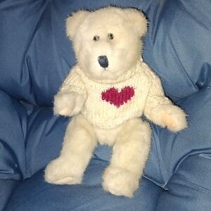 Boyds bear with cut off tag and wool heart sweater in excellent condition